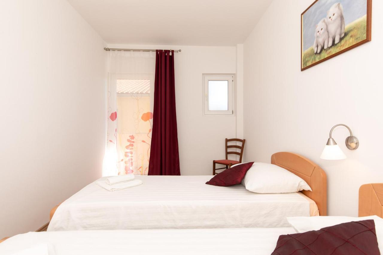 Apartments With Pool Ivana Krk Krk Town Bagian luar foto